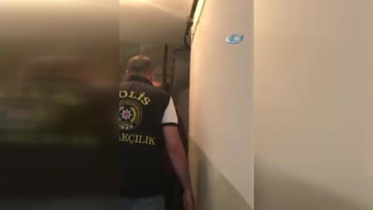 Yıllardır Aranan "Suriş" Kod Adlı Göçmen Kaçakçısı İstanbul'da Yakalandı