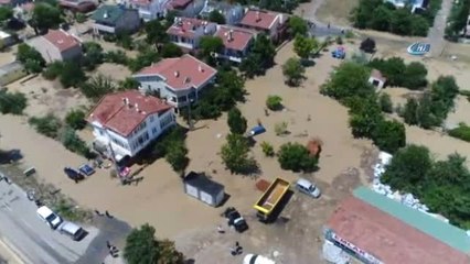 Silivri'de Enfeksiyon Riski, Selden Geriye Çamur ve Balçık Kaldı
