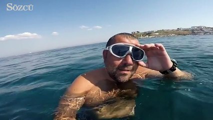Ata Demirer'den su altında konser