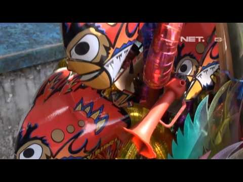 NET12 - Jelang Tahun Baru Pedagang Terompet Meningkat