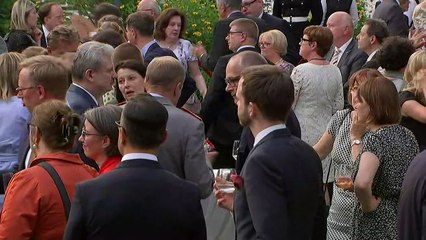 William and Kate raise a glass to the Queen in Berlin