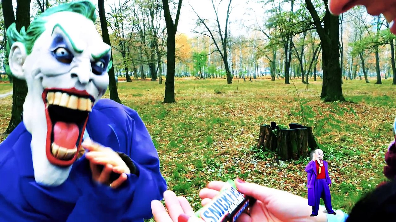 Crazy GRANDMA VS JOKER w⁄ Old grandmother ATTACKS Joker show KUNG FU ¦ Fun superheroes video