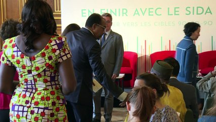 Mortes por AIDS caíram pela metade