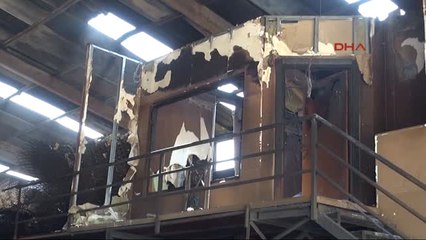 Denizli Babasının Fabrikasını Ateşe Verdiği Ileri Sürülen Genç, Serbest Bırakıldı