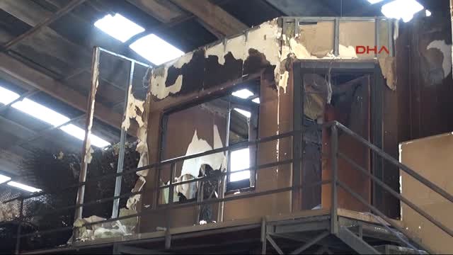 Denizli Babasının Fabrikasını Ateşe Verdiği Ileri Sürülen Genç, Serbest Bırakıldı