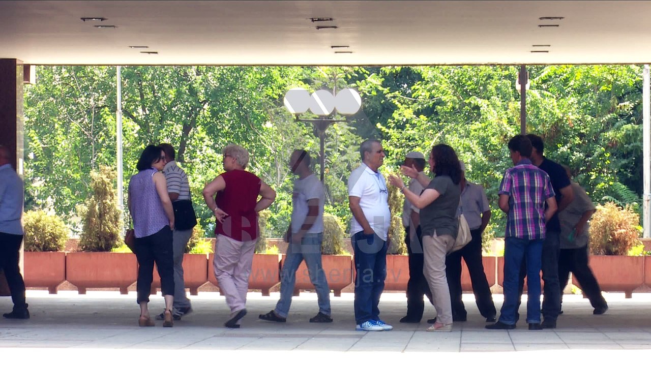 Grupi i Lagjes së Trimave, prokuroria i cilëson terroristë - Familjarët: Djemtë erdhën për ideal!