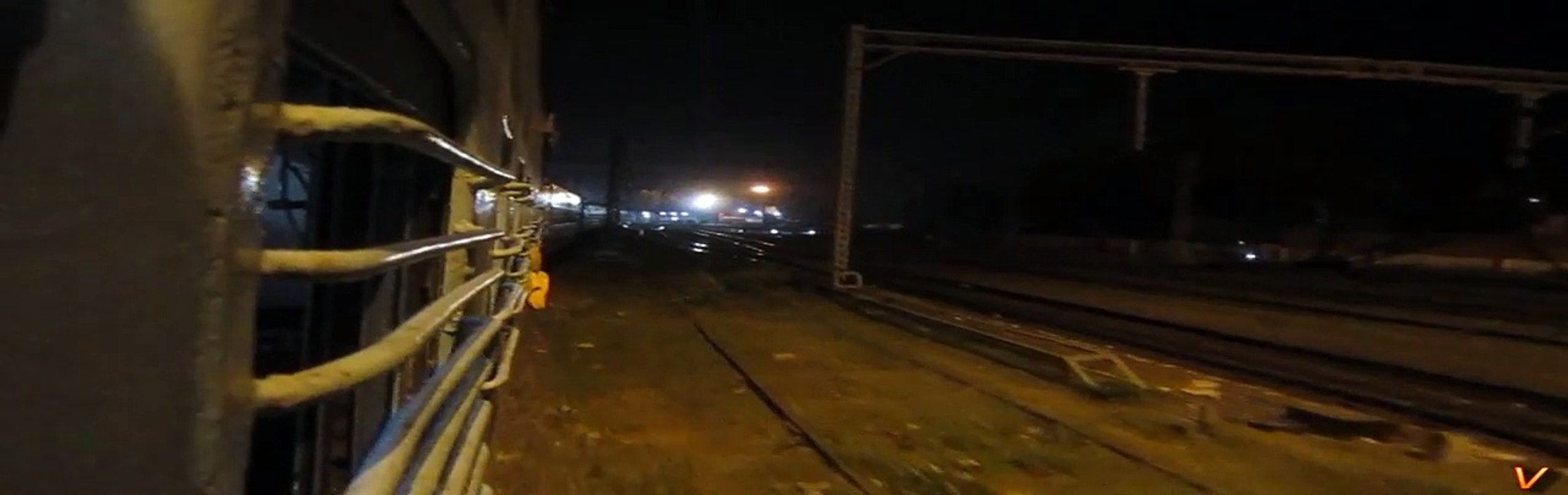 Samastipur Jn. - GD WDM-3A makes its way with SPJ WDM-3D giving company