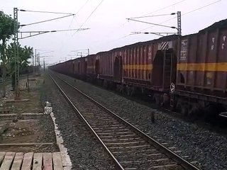 ET WAG-5 twins at their best with a big load at Bhogpur.3gp