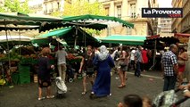 Vidéo : Mélenchon tracte à Marseille contre la loi Travail par ordonnance