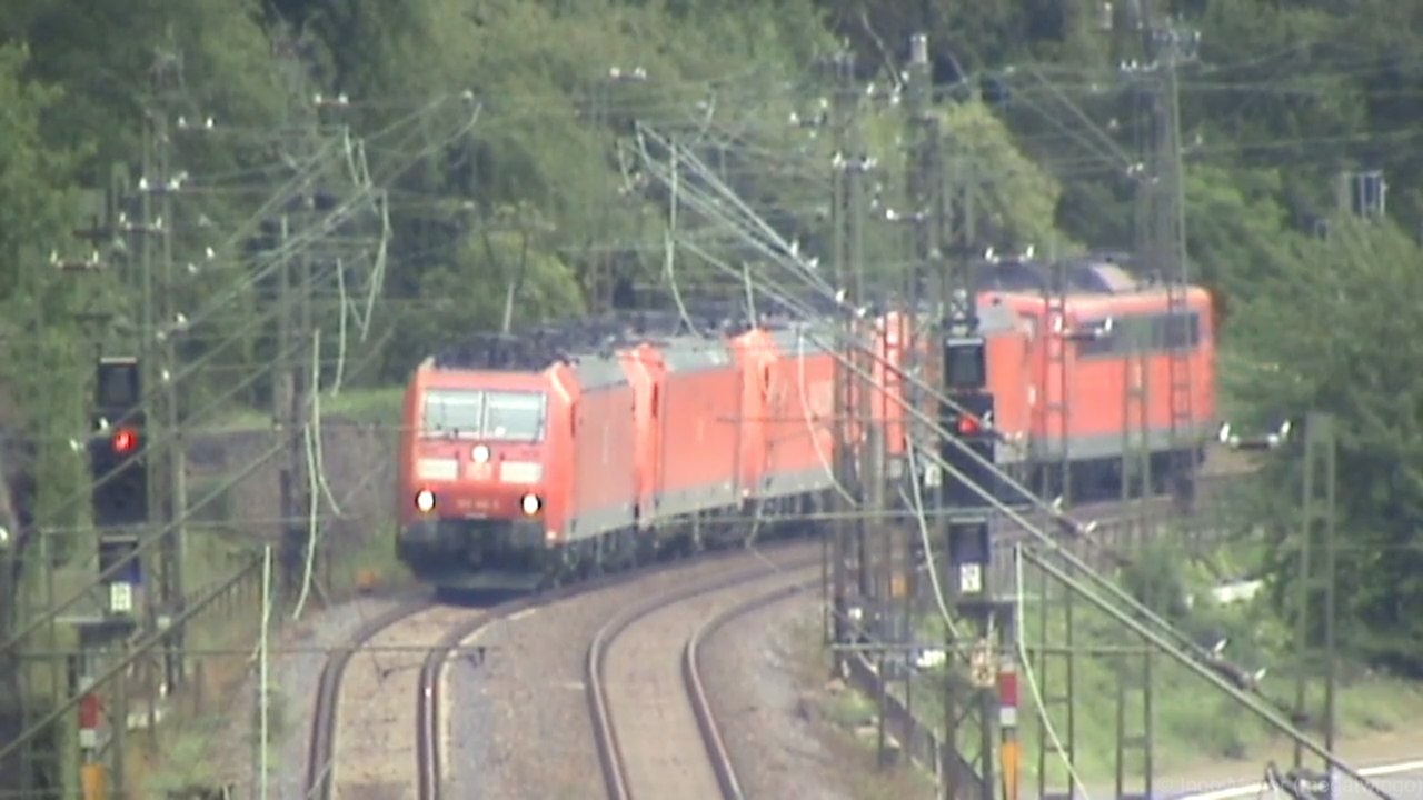 Bahnen zwischen Loreley und Roßsteintunnel Teil 02,Lokzug, 2x 151, 4x 185, 2x 143, 3x 428