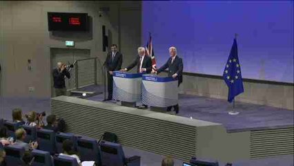 La UE pide a Londres "aclaraciones" para progresar en negociación de "brexit"