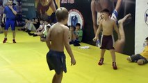 Mezclar las artes marciales sparring de 5 niños MMA MMA deportes de combate Sportmaster
