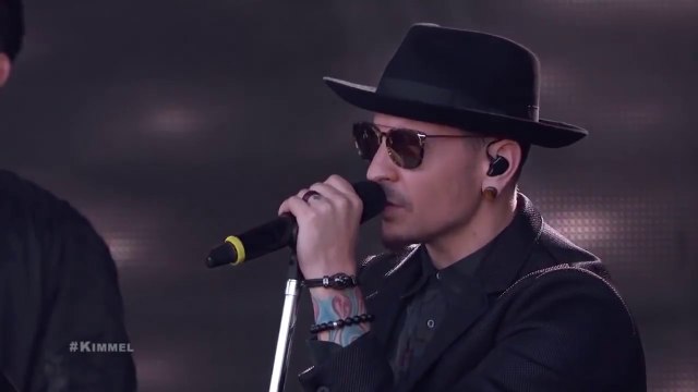 Linkin Park Singer Chester Bennington Dies in Suicide