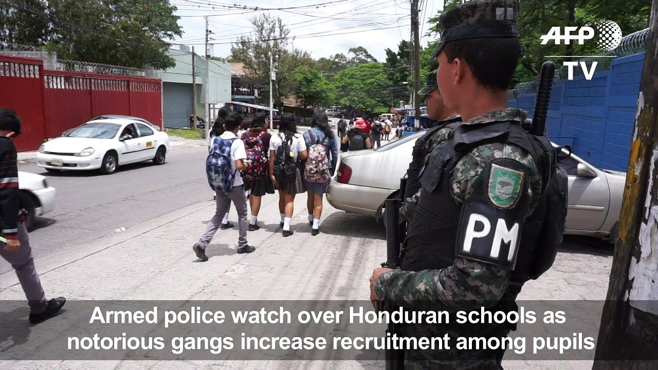 Honduran military protect pupils from school gang recruitment