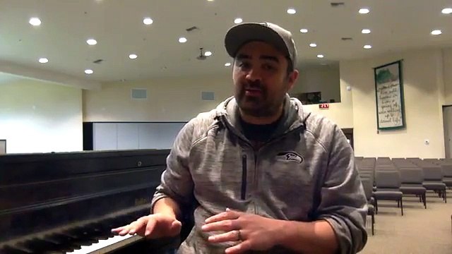 Hillsong What a beautiful name (Gospel version) piano tutorial