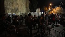 Israil Polisinden Aksa Kapısındaki Cemaate Müdahale
