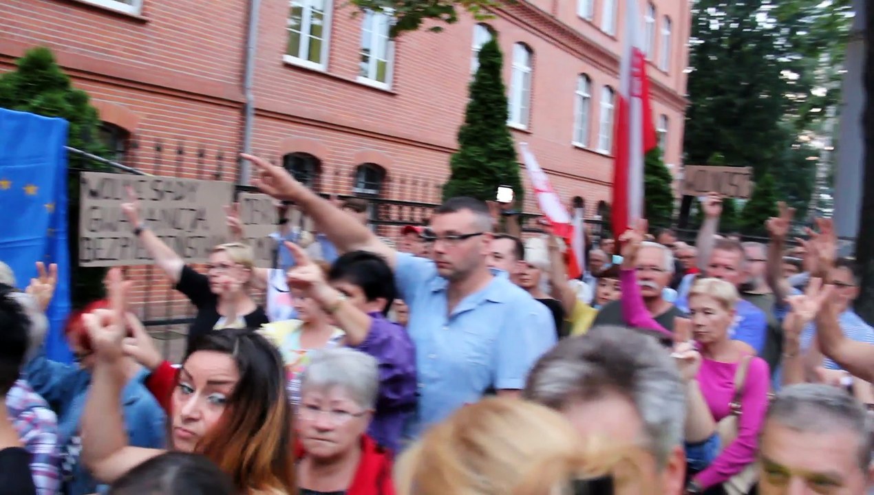 Gorzów 20.07.2017 g. 21.00 Protest przeciwko ustawom "sądowym"