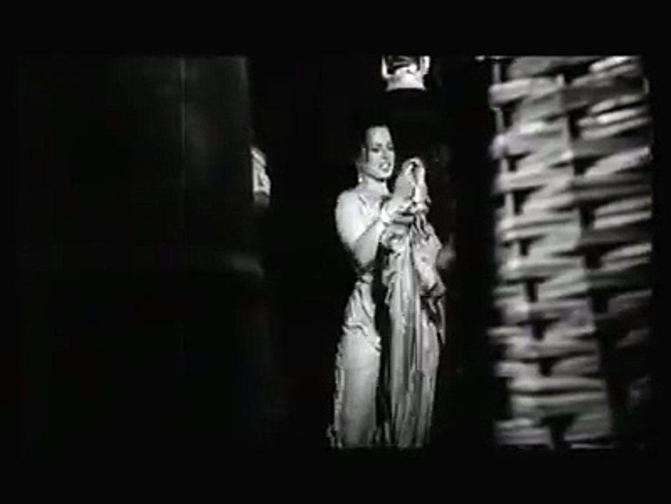Trailer:  Cairo Station (1958)