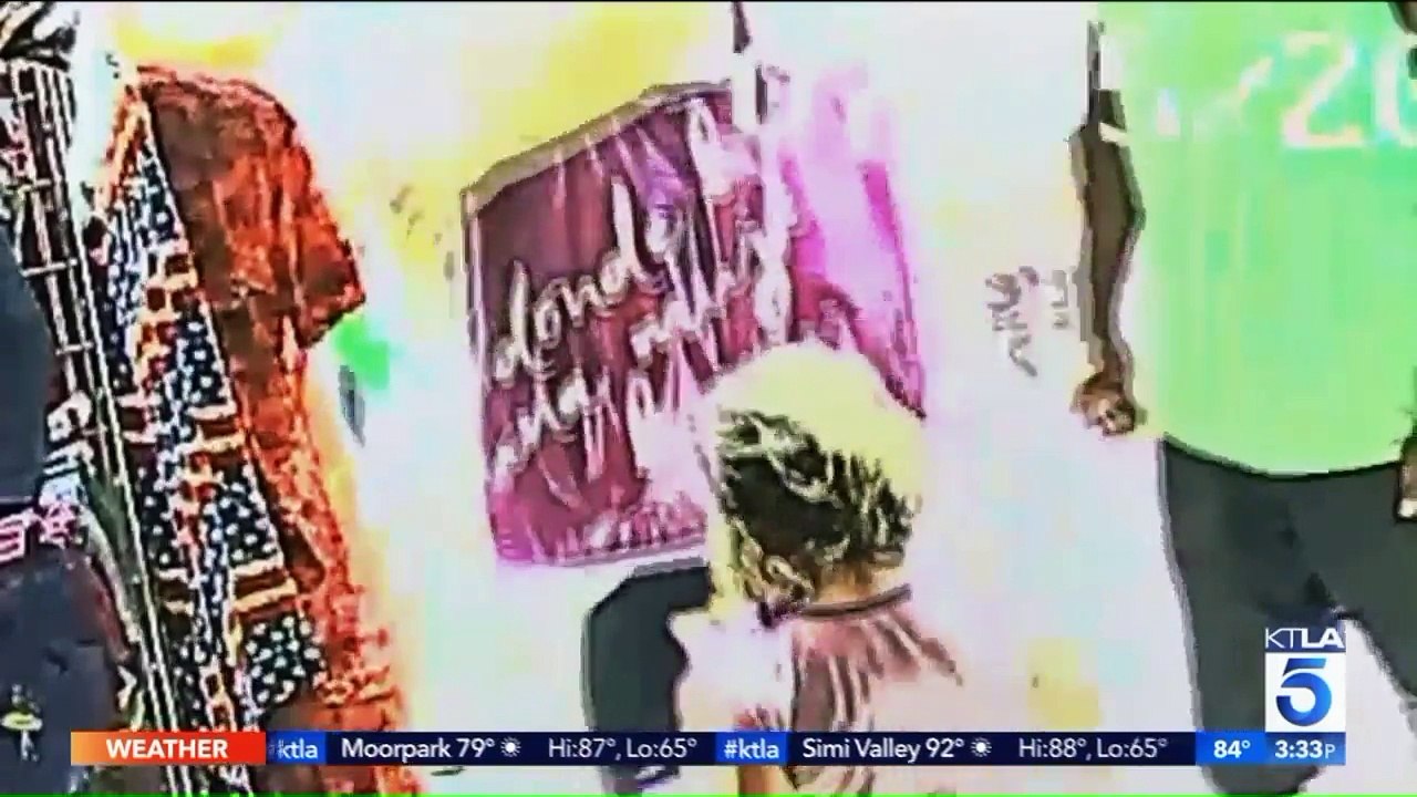 'Sexual Predator' Sought After Committing Lewd Acts on Girls at LA Clothing Store, Library