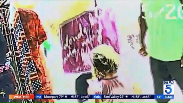 'Sexual Predator' Sought After Committing Lewd Acts on Girls at LA Clothing Store, Library