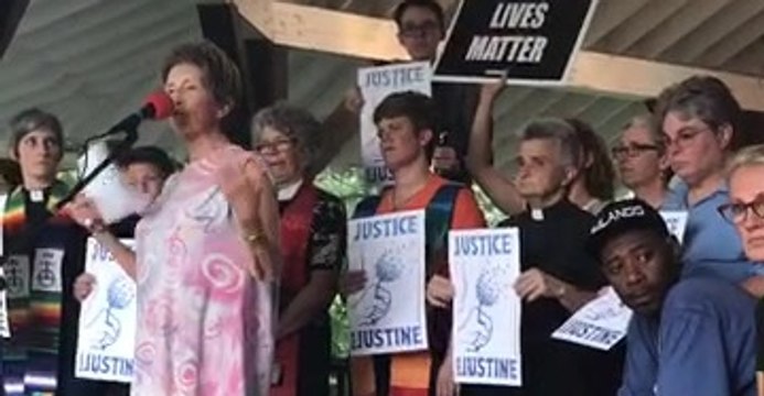 Justice for Justine Protesters Remember Shooting Victim, Speak Out Against Police Violence