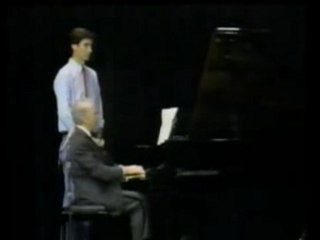 Victor Borge - Page-turner