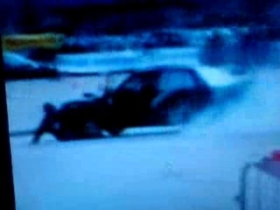 ecrasser par sa voiture