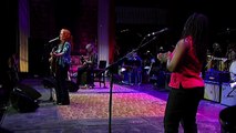 Bonnie Raitt & Ruthie Foster Angel From Montgomery