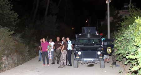 Ormandaki Kesintili Işıkları İmdat Sinyali Zanneden Vatandaş Sokağa Döküldü