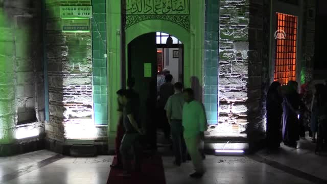 Mescid-i Aksa'nın Ibadete Kapatılmasına Türkiye'den Tepkiler