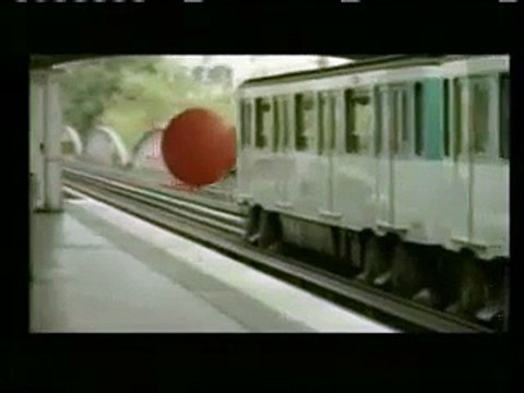 Le Voyage du Ballon Rouge (2006) - Partie 2 (360p_30fps_H264-96kbit_AAC)