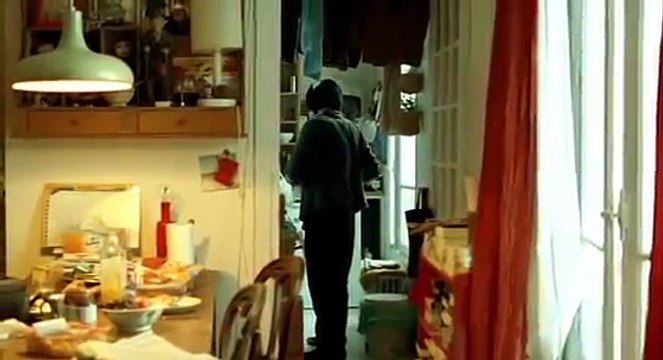 Le Voyage du Ballon Rouge (2006) - Partie 1 (360p_30fps_H264-96kbit_AAC)