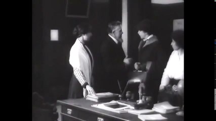 Vladimir Mayakovsky & Yevgeni Slavinsky: Lady and the Hooligan (1918)