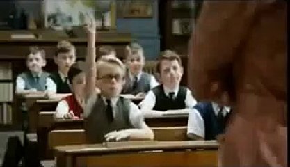 Le Petit Nicolas (2010) Partie 1 (360p_30fps_H264-96kbit_AAC)