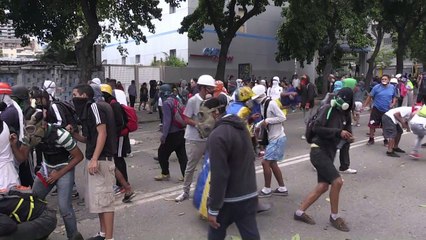قتيلان خلال تظاهرات في فنزويلا بدعوة من المعارضة