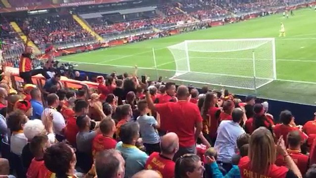 Sibret met l'ambiance à Breda