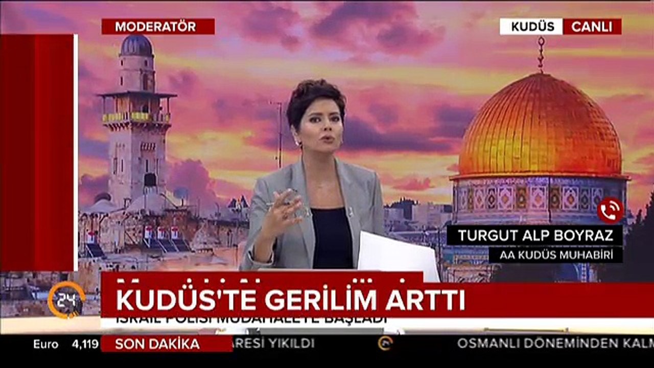 Kudüs'te cuma namazı çıkışı  gerilim arttı! İsrail polisi Filistinlilere müdahale ediyor