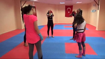 Siverek'te Muay Thai Şampiyonları Yetişiyor