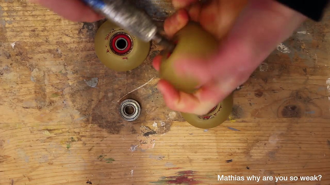 How To Make a HAND SPINNER Fidjet in 6 min