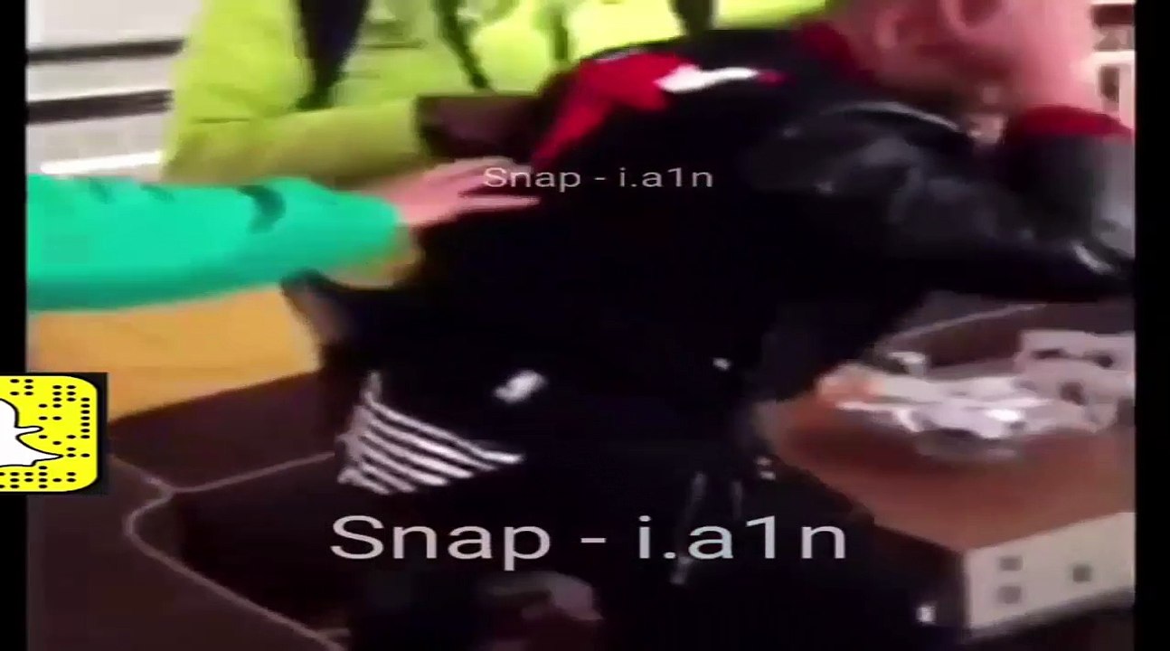 لحضة القبض على الامير -امير_يعتدي_علي_مواطنين - لحظة القبض على الامير المعتدي سعود بن عبدالعزيز