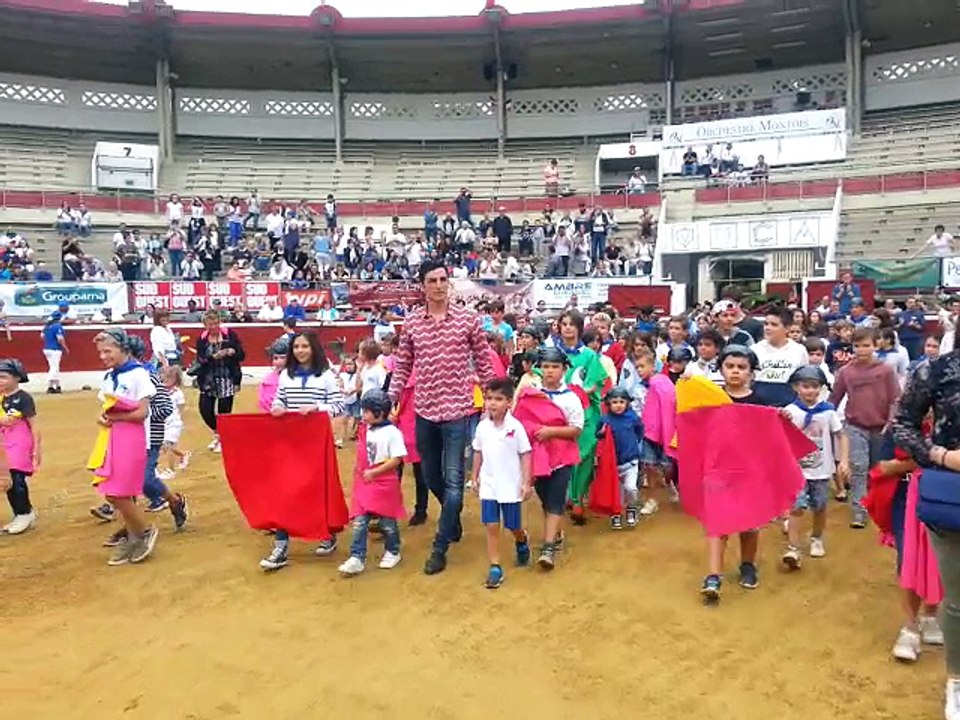 Madeleine 2017 : toreo de salon pour les enfants, avec de vrais toreros