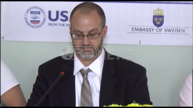 Ora News – SHBA jep 1 mln dollarë për të nxitur turizmin në Dibër