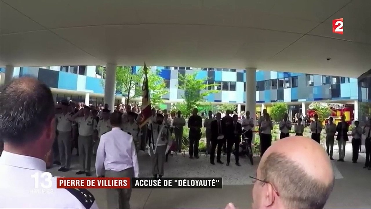 Pierre de Villiers : accusé de "déloyauté" par Christophe Castaner