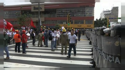 Συγκρούσεις στις διαδηλώσεις μεταλλωρύχων στο Περού