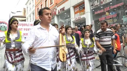 Kemençe, Horon ve Kuş Dili ile Festivale Davet Ettiler
