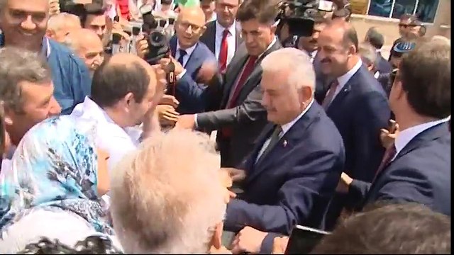 Başbakan Yıldırım, Cuma Namazını Mamak Yeni Merkez Camii'nde Kıldı