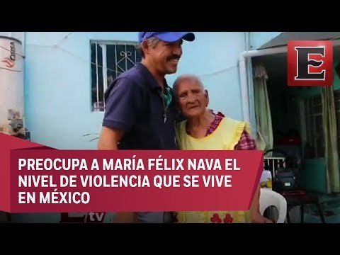 Mujer cumple 117 años y lo festeja en grande con su familia
