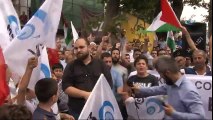 İsrail’i Protesto Edip Bayrak Yaktılar
