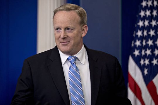 Sean Spicer resigns as press secretary