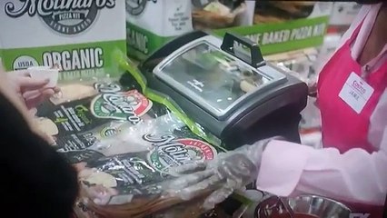 Louie Anderson Baskets Costco